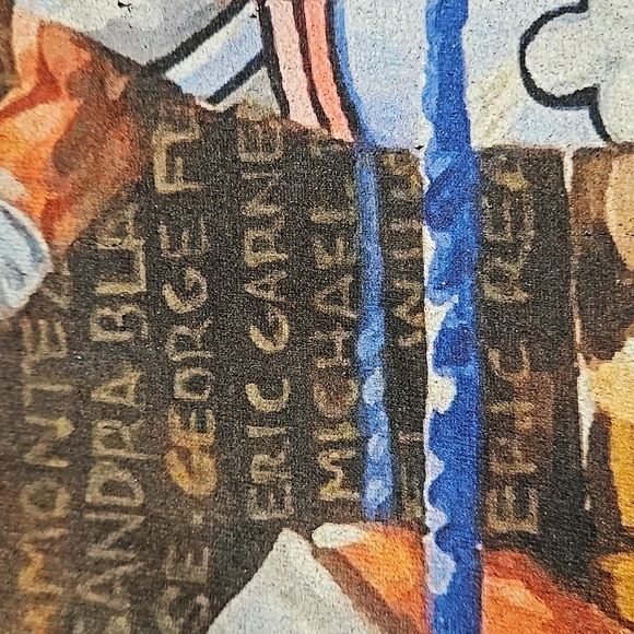 2 men on bended knee graphic tee black short sleeve UNISEX Small EUC - Picture 7 of 8